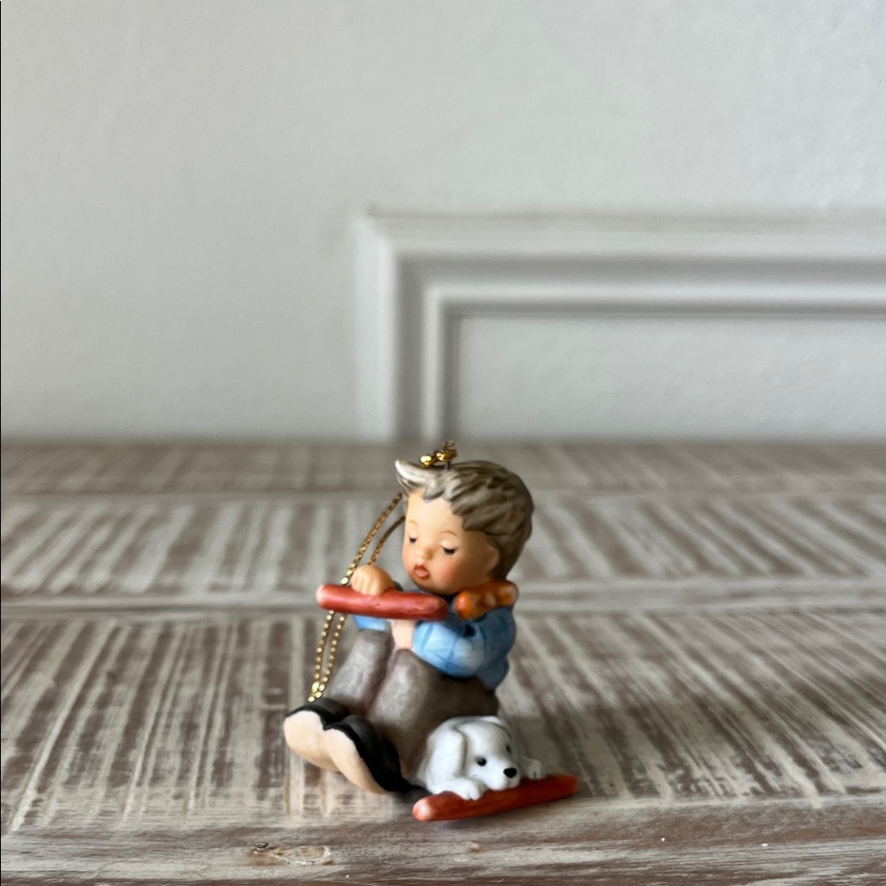 Goebel Berta Hummel "Sharing Christmas Sweets" ornament 1997